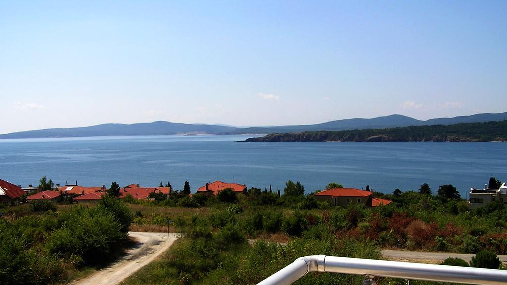 High In The Sky Apartments Sozopol Zewnętrze zdjęcie