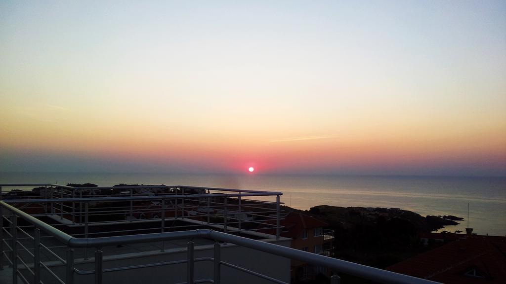 High In The Sky Apartments Sozopol Zewnętrze zdjęcie
