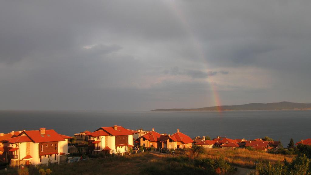 High In The Sky Apartments Sozopol Zewnętrze zdjęcie